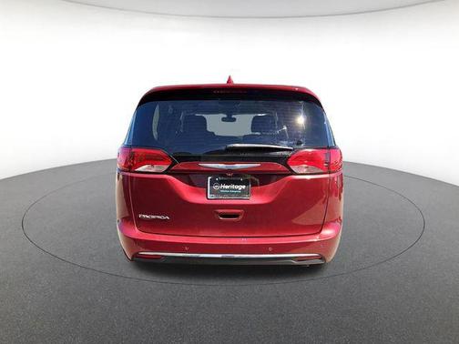 Velvet Red Pearlcoat 2018 Chrysler Pacifica Touring Plus
