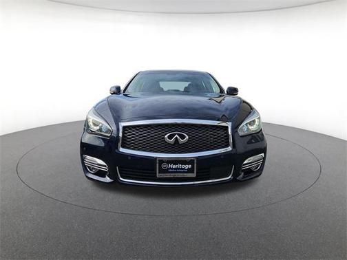 2019 INFINITI Q70 3.7X LUXE