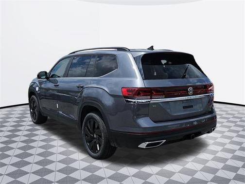 2025 Volkswagen Atlas 2.0T SE w/Technology 4MOTION