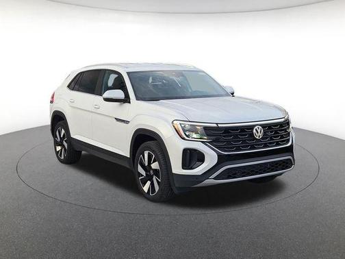Opal White 2026 Volkswagen Atlas Cross Sport 2.0T SE w/Technology 4MOTION