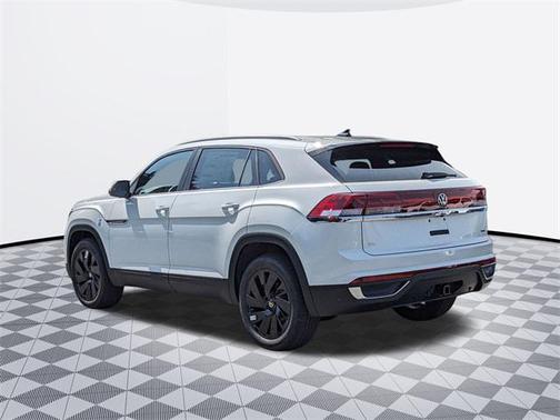 2026 Volkswagen Atlas Cross Sport 2.0T SE w/Technology 4MOTION