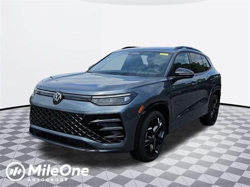2025 Volkswagen Tiguan 2.0T SE R-Line Black 4MOTION