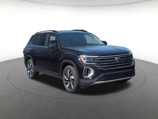 Deep Black 2026 Volkswagen Atlas 2.0T SE w/Technology 4MOTION