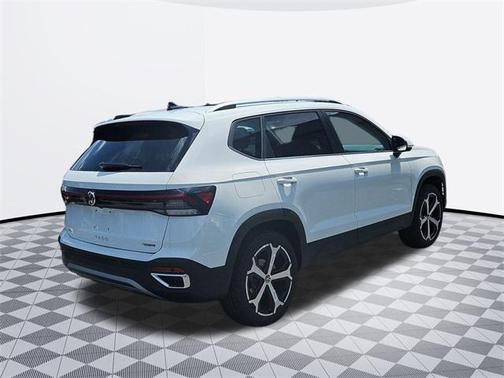 2025 Volkswagen Taos 1.5T SEL