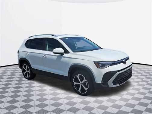 2025 Volkswagen Taos 1.5T SEL