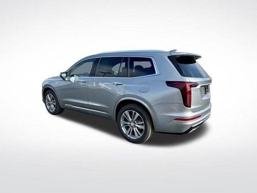 2025 Cadillac XT6 Premium Luxury FWD