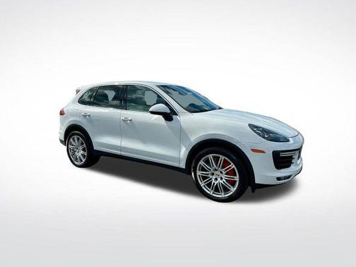 2015 Porsche Cayenne Turbo