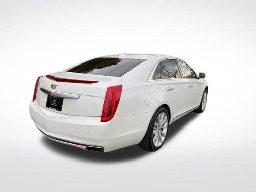 2016 Cadillac XTS Luxury Collection