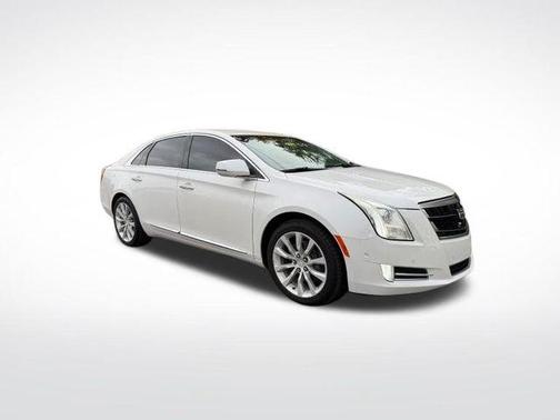 2016 Cadillac XTS Luxury Collection