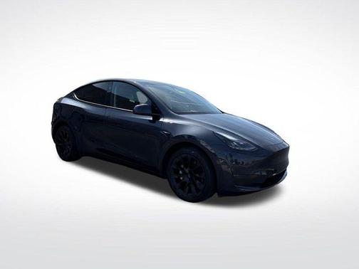 Gray 2024 Tesla Model Y Long Range