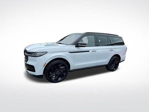 2025 Lincoln Navigator Black Label