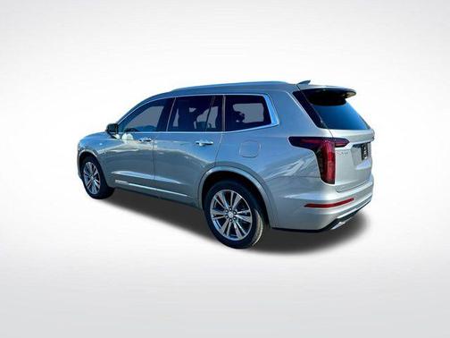 2025 Cadillac XT6 Premium Luxury AWD