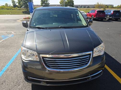2011 Chrysler Town & Country Touring
