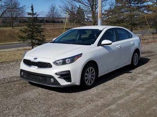 Clear White 2019 Kia Forte FE