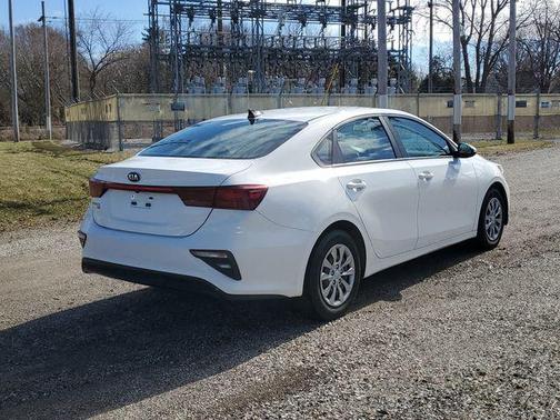 Clear White 2019 Kia Forte FE