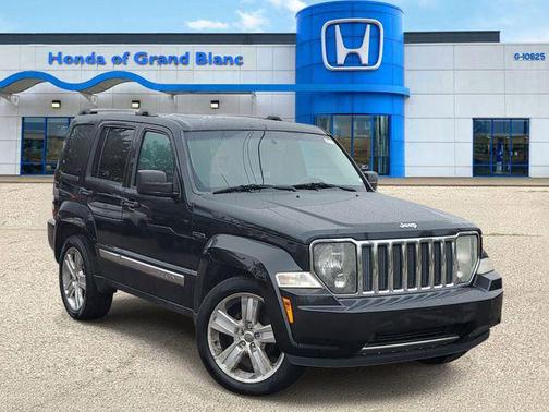 Brilliant Black Crystal Pearlcoat 2012 Jeep Liberty Jet