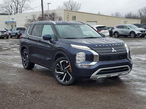Cosmic Blue Metallic 2022 Mitsubishi Outlander SEL