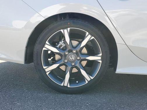 Platinum White Pearl 2026 Honda Civic Hybrid Sport Touring