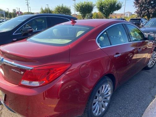 2013 Buick Regal Base