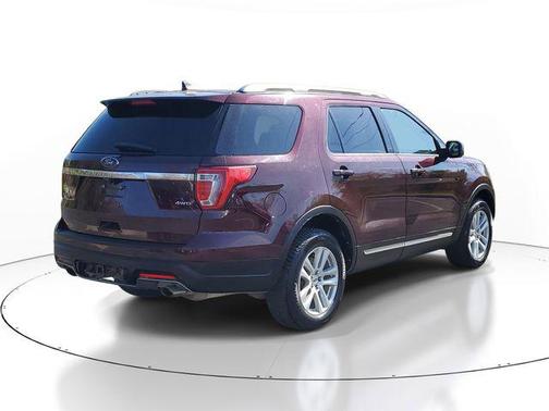 Burgundy 2018 Ford Explorer XLT