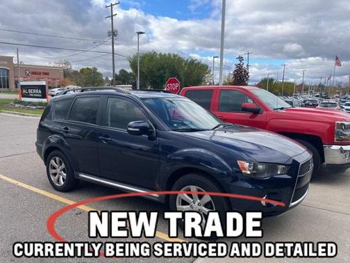2010 Mitsubishi Outlander XLS