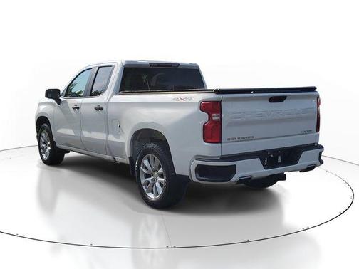 Summit White 2019 Chevrolet Silverado 1500 Custom