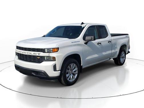 Summit White 2019 Chevrolet Silverado 1500 Custom