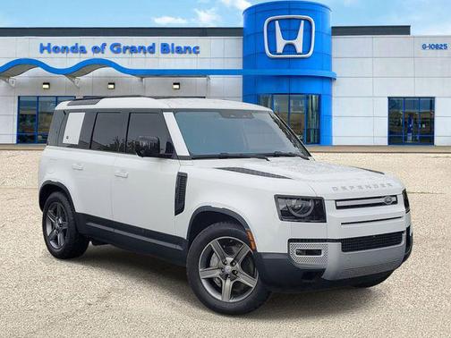 Fuji White 2020 Land Rover Defender SE