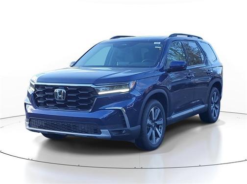 2025 Honda Pilot Touring 8-Passenger