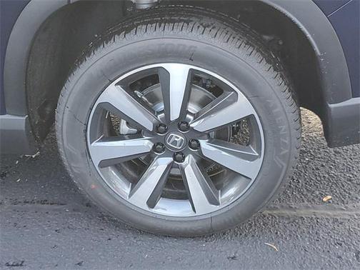 2025 Honda Pilot Touring 8-Passenger
