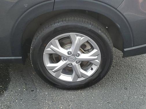 Modern Steel Metallic 2023 Honda HR-V LX