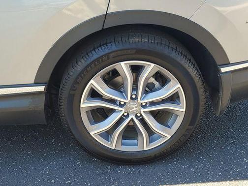 Silver Metallic 2022 Honda CR-V Touring
