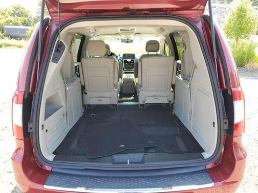Deep Cherry Red Crystal Pearlcoat 2016 Chrysler Town & Country Touring