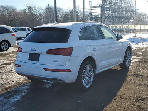 2018 Audi Q5 2.0T Prestige