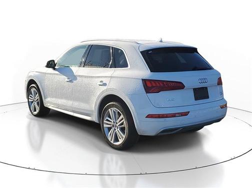 2018 Audi Q5 2.0T Prestige