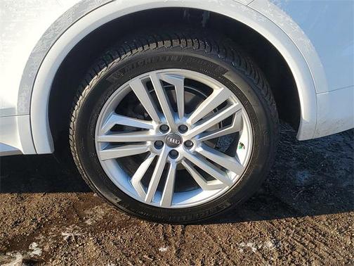 2018 Audi Q5 2.0T Prestige