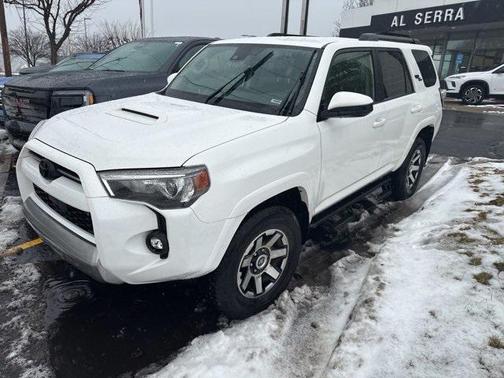 2023 Toyota 4Runner TRD Off Road