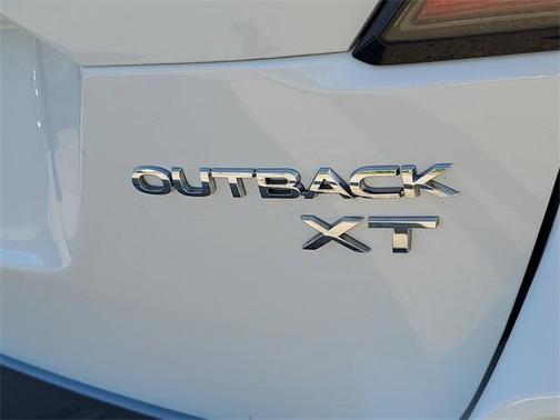 2021 Subaru Outback Limited XT