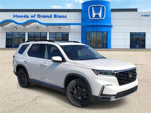 2025 Honda Pilot Touring 8-Passenger
