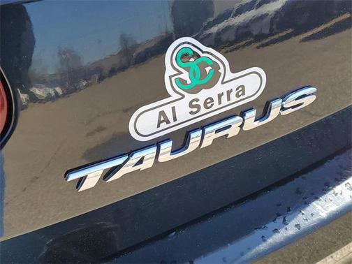 2012 Ford Taurus SEL