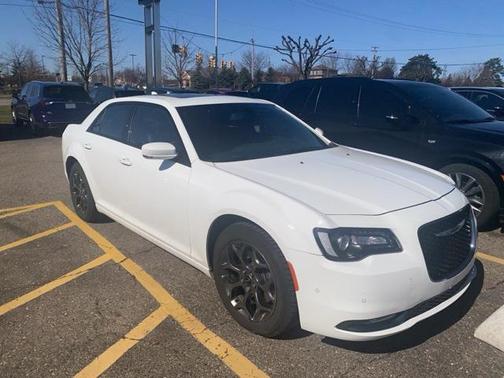 2017 Chrysler 300 S