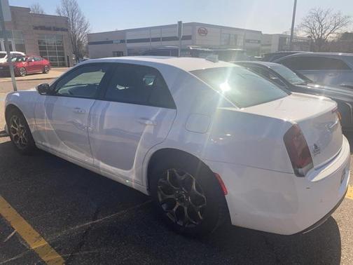 2017 Chrysler 300 S