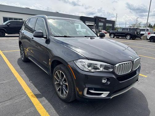 Dark Graphite Metallic 2018 BMW X5 xDrive35i