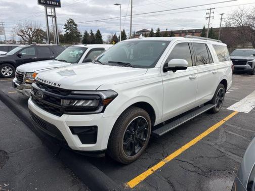 Star White Metallic Tri-Coat 2023 Ford Expedition Limited