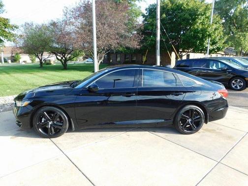 Crystal Black Pearl 2018 Honda Accord Sport