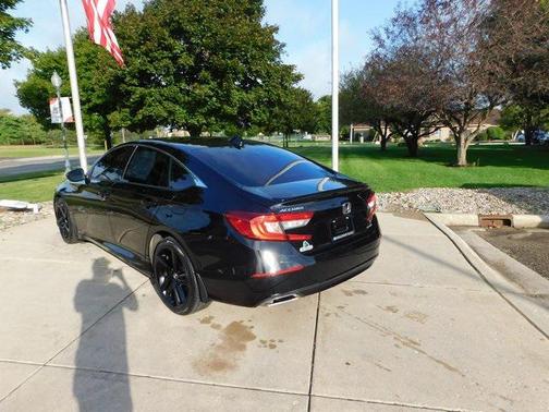 Crystal Black Pearl 2018 Honda Accord Sport