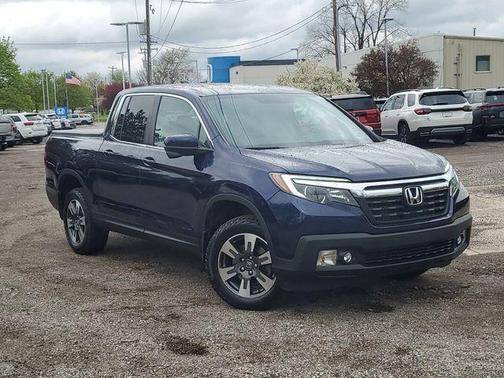 Obsidian Blue Pearl 2017 Honda Ridgeline RTL