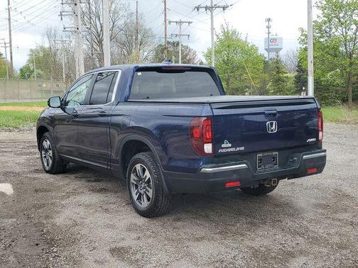 Obsidian Blue Pearl 2017 Honda Ridgeline RTL