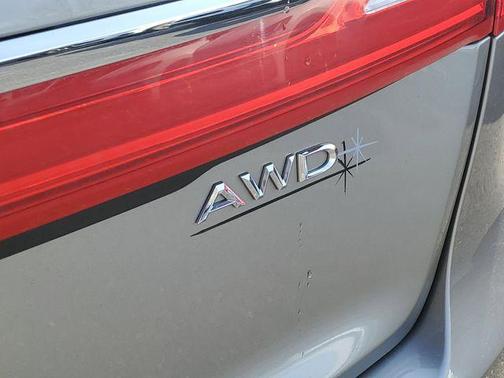 Luxe Metallic 2017 Lincoln MKX Premiere