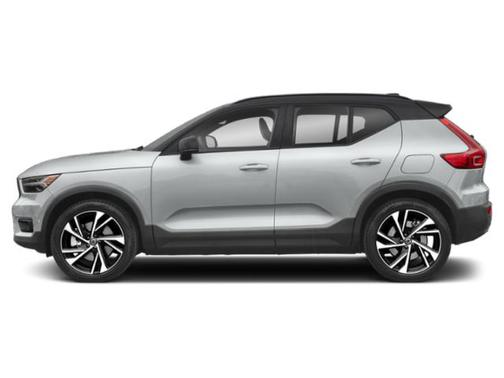 2021 Volvo XC40 T5 R-Design